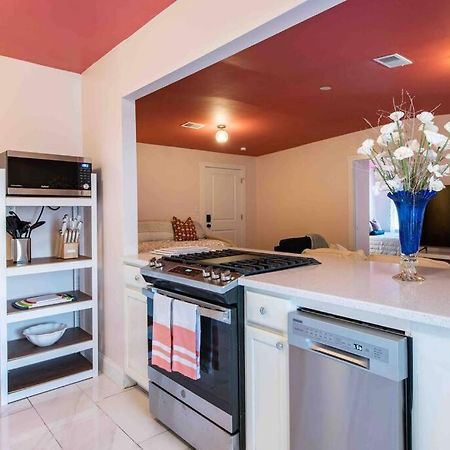 Blush And Bashful Germantown Two Bedroom Apartment لويفيل المظهر الخارجي الصورة